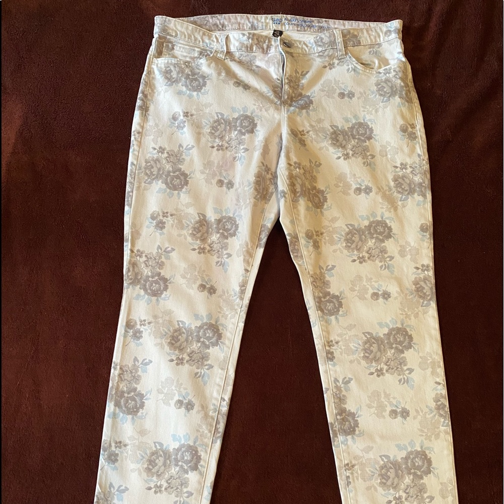 Gap pants